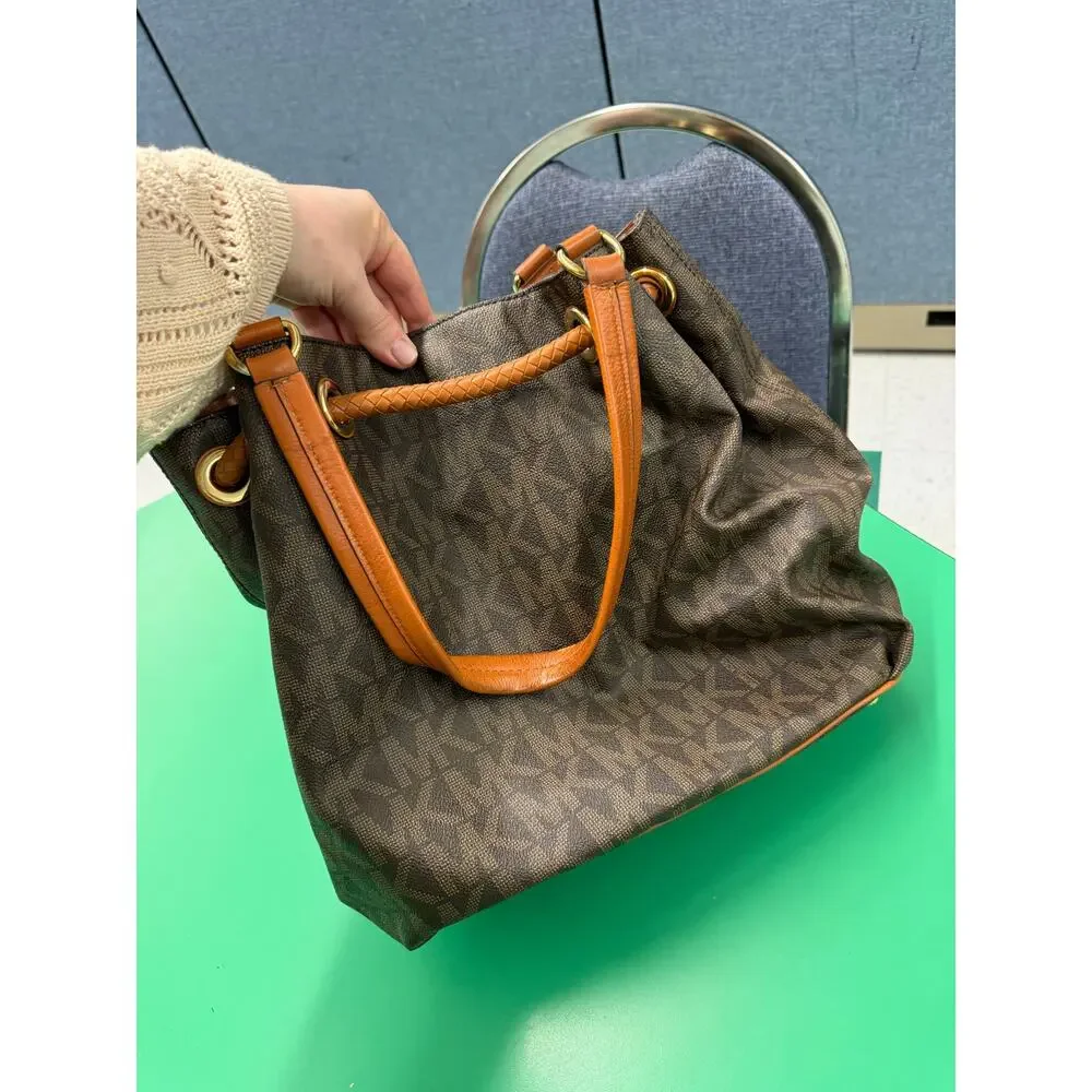 Michael Kors MK Jet Set Signature Fringe Tassel Logo Large Hobo Bag Purse Brown